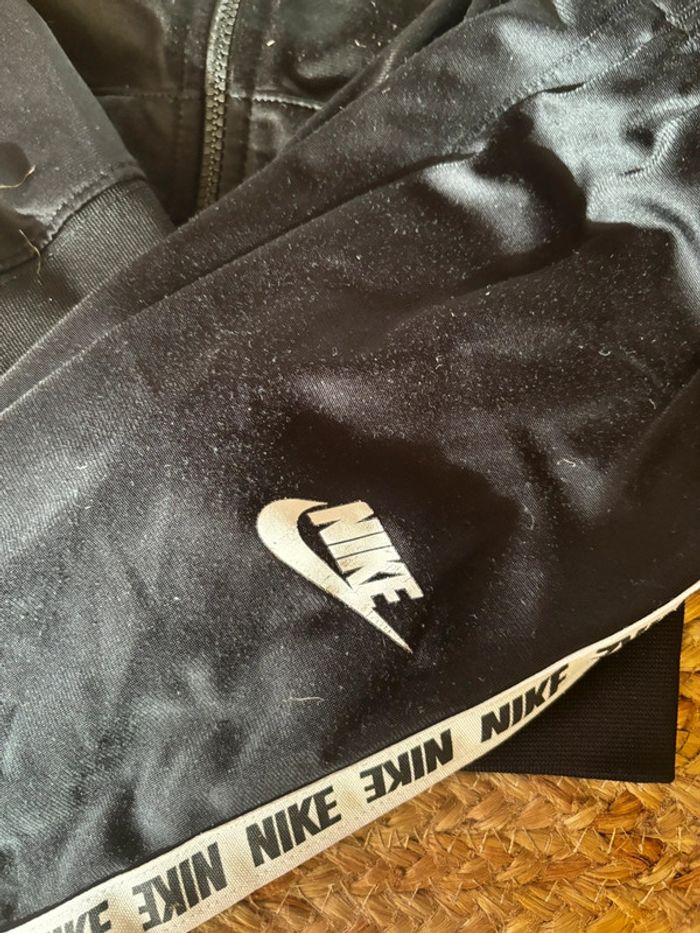 Survêtement Nike 3/4 ans - photo numéro 2