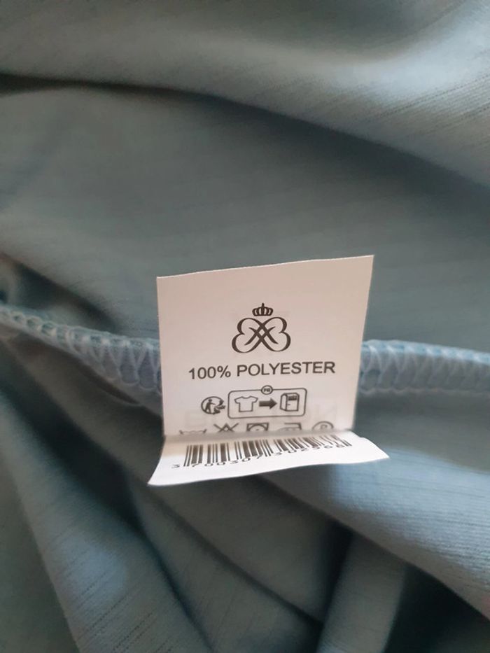Magnifique Polo femme bleu ciel Taille XL Burton avec cœur brodé - photo numéro 10