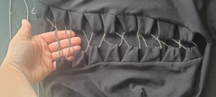 Pull ajouré torse - photo numéro 3