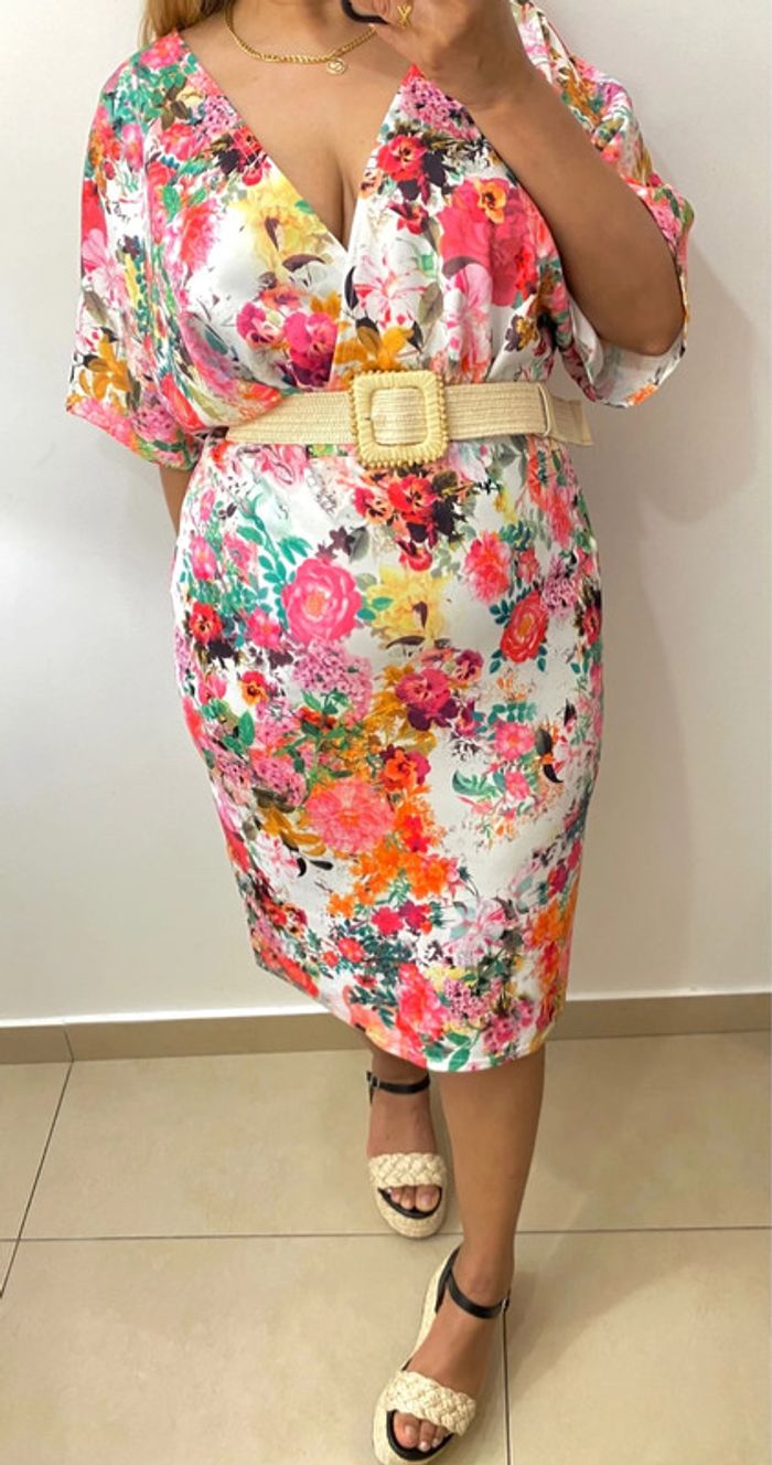 Robe Chic Col V Fleurie Taille 40 - photo numéro 3