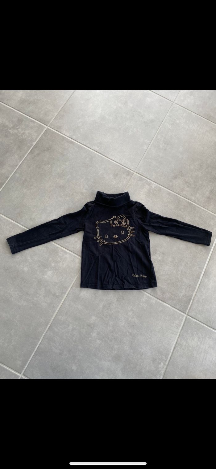 Pull col roulé / Sous pull Hello Kitty 5 ans - photo numéro 2