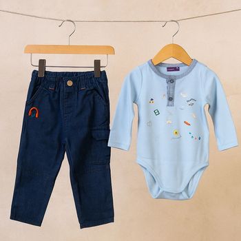 Ensemble 18 mois excellent état