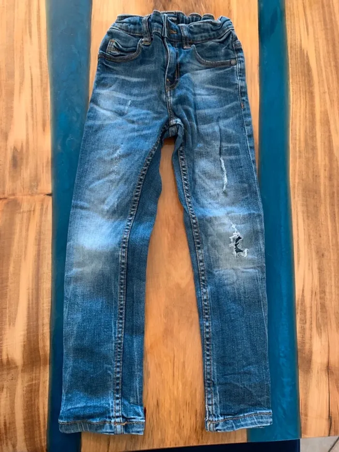 Jean Slim kiabi taille 4 ans