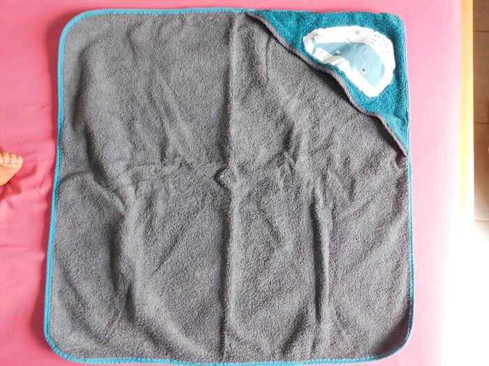 Drap bain motif baleine 65x65