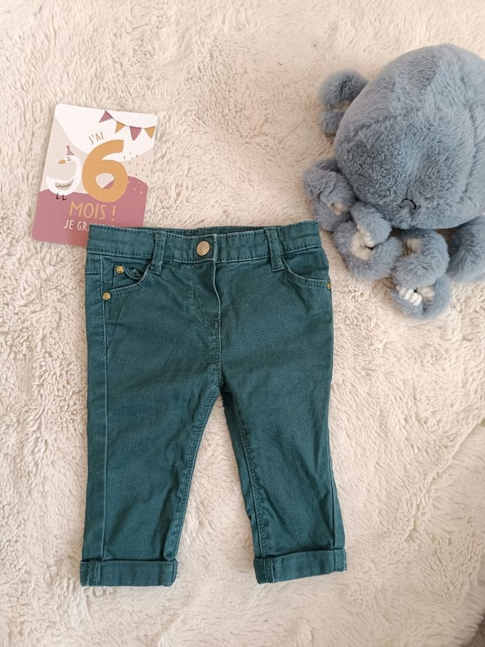 Pantalon 6 mois tape a l'oeil