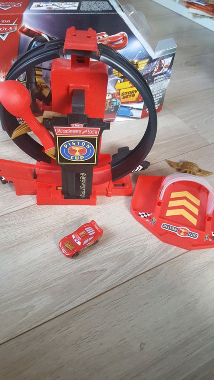 lanceur super looping Cars - photo numéro 2