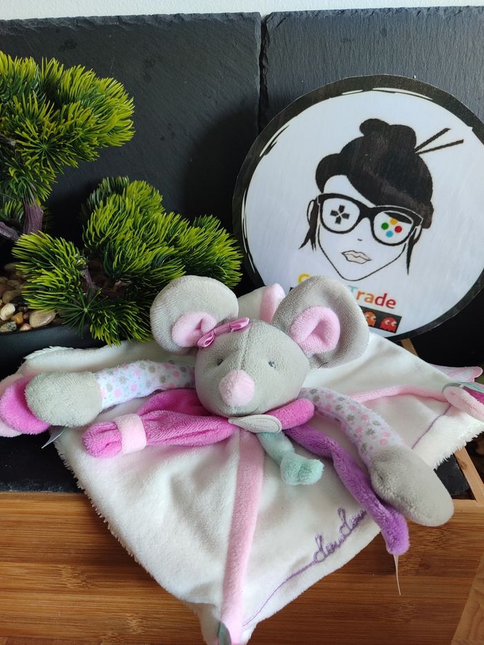 Doudou et compagnie Pearly souris plat carré rose violet blanc fleur dc2978 3522