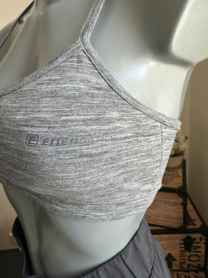 Brassière grise - photo numéro 3