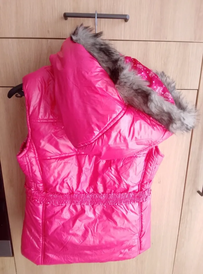 Manteau neuf doudoune sans manche à capuche- Fille 12 ans - photo numéro 4