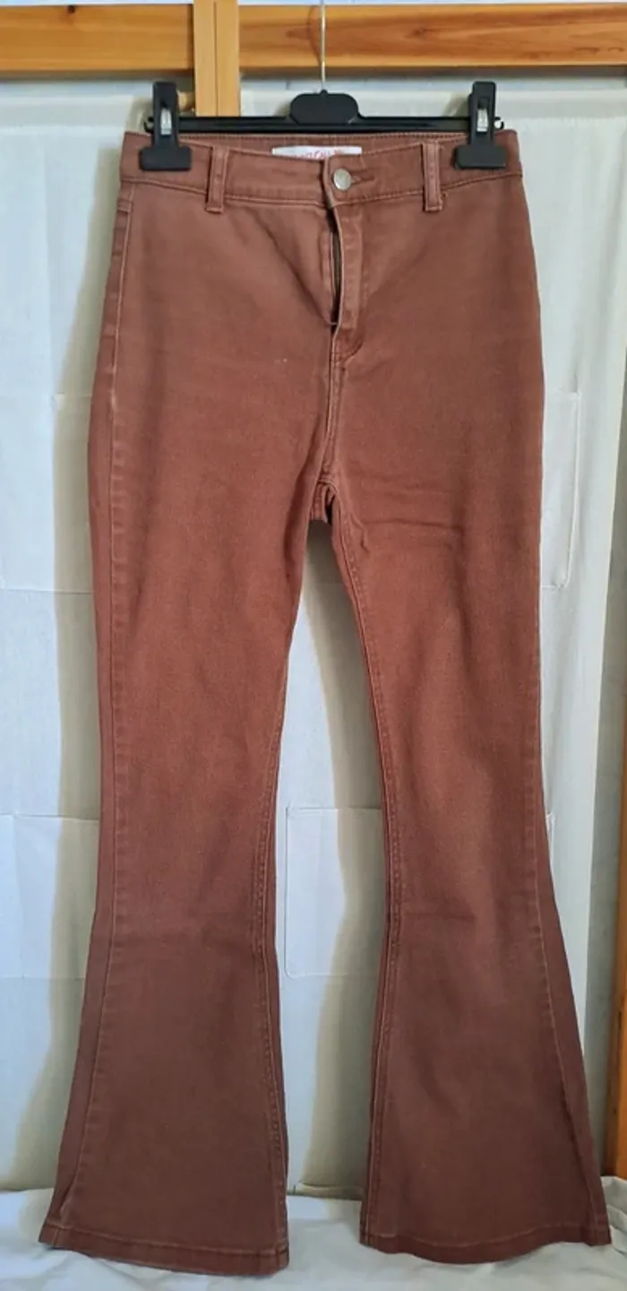 Pantalon patte d'éléphant/ Pantalon slim évasé/ Pantalon flare / Jeans marron - photo numéro 3