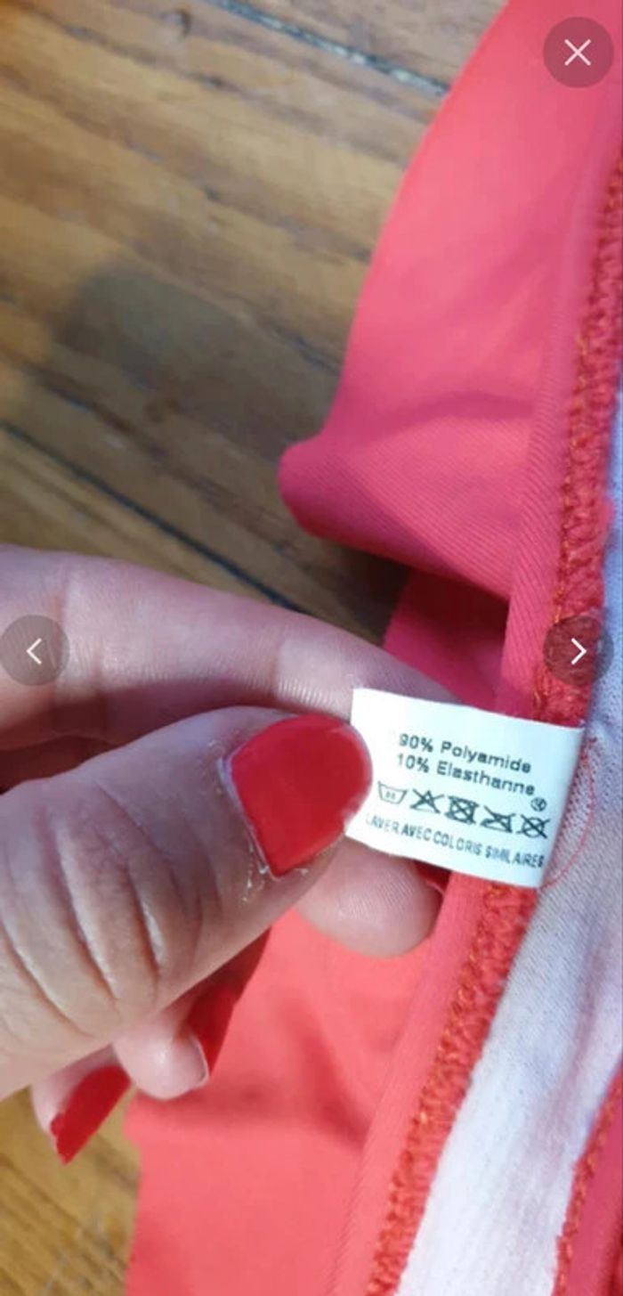 Maillot de bain rouge Taille 12 ans - photo numéro 7