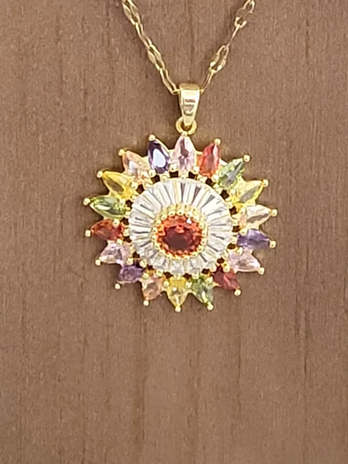 Collier en acier inoxydable argenté forme de fleur pierres multicolores en zirconium 40-45 cm - photo numéro 3