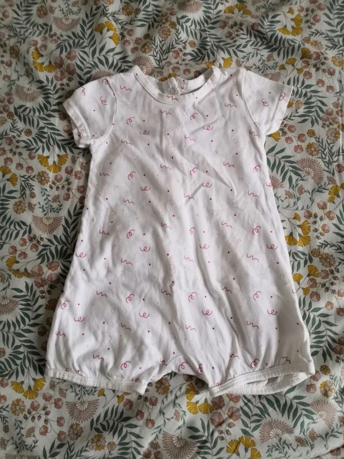 Joli pyjama 3mois Vertbaudet