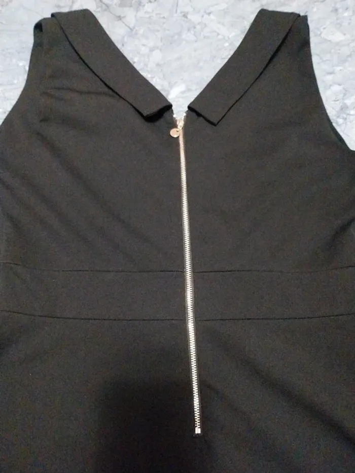Robe courte T.42 - photo numéro 3