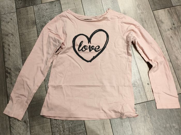Tee-shirt fille taille 8 ans