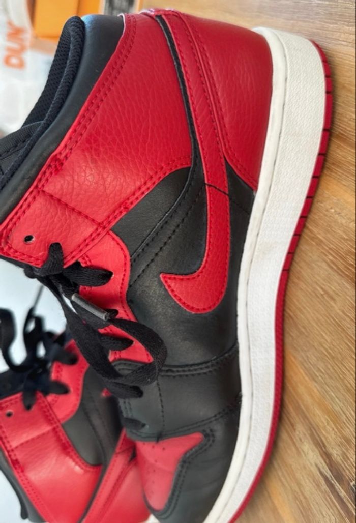 Jordan one mid black and red T39 - photo numéro 10