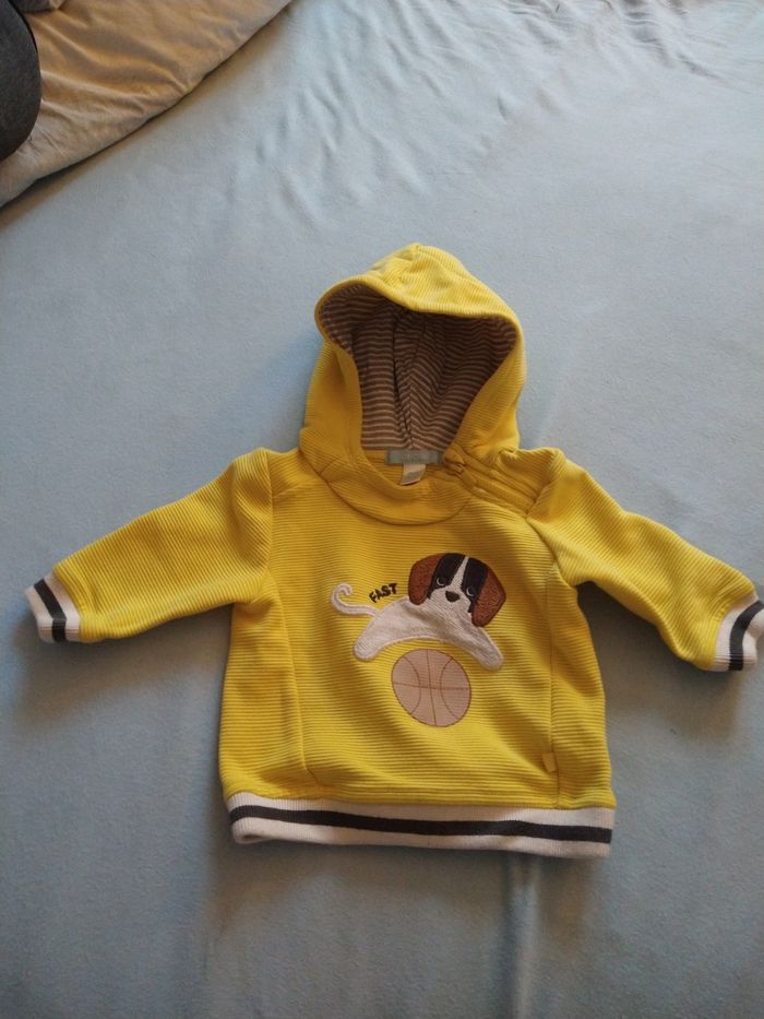 Pull à capuche