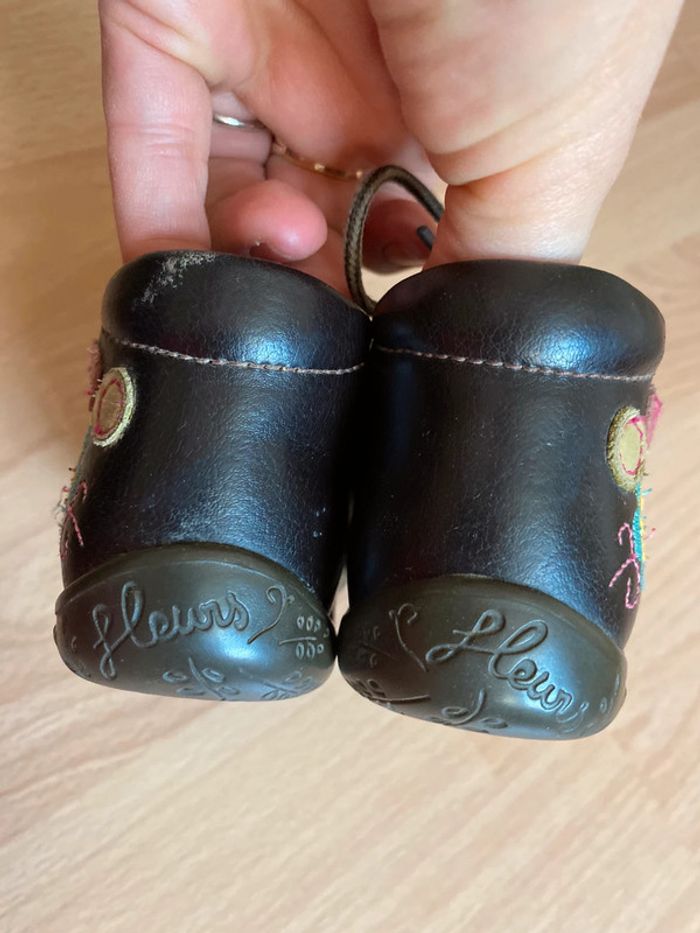 Jolie paire de bottines en cuir marron Orchestra T. 20 fille TBE - photo numéro 6