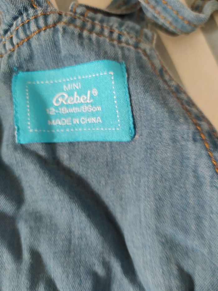 Salopette en jean petit garçon 12/18mois - photo numéro 2