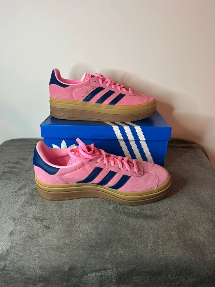 Adidas Bold 38.5 femme - Rose & Bleu - Style unique et confort assuré - photo numéro 3