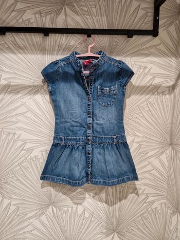 Jolie robe en jean fille taille 3 ans