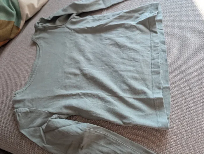 T-shirt manche longue fille 4 ans - photo numéro 2