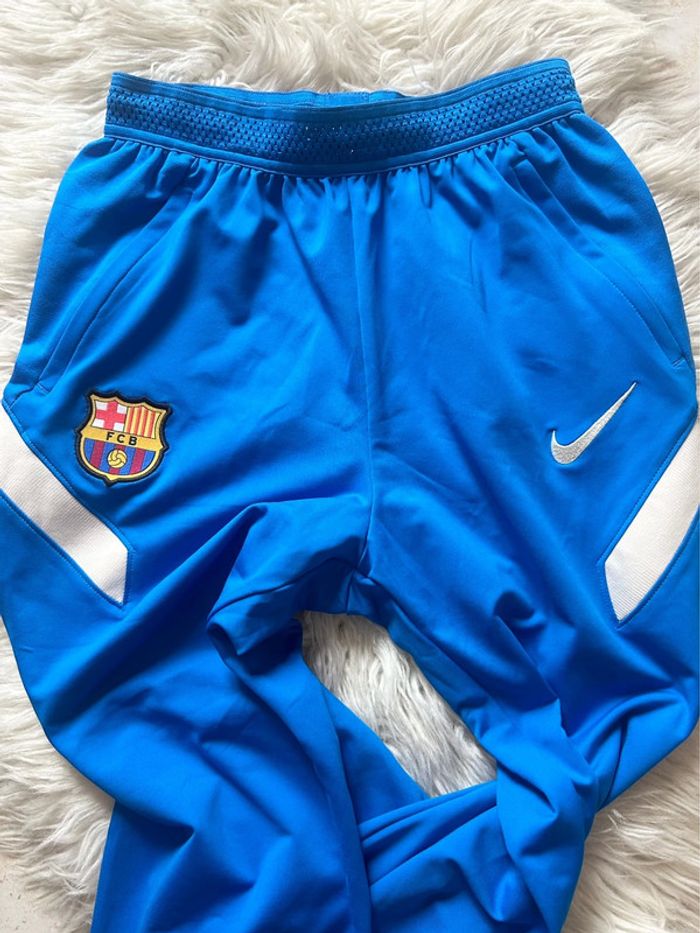 Garçon 👦🏻 Jogging nike foot dri fit bleu - Barcelone/barça - Taille XL enfant - photo numéro 3