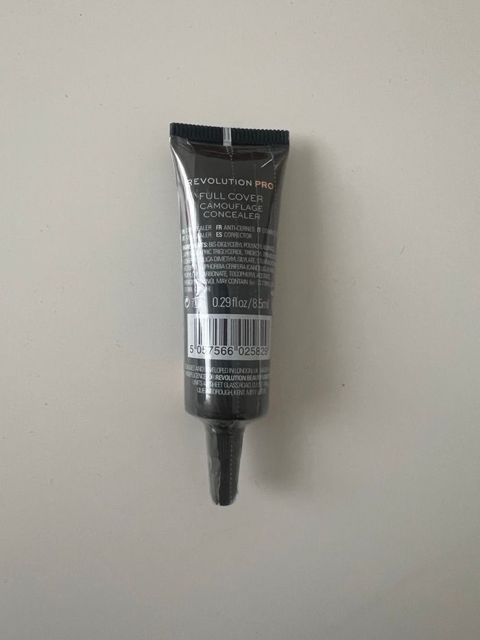 Revolution Pro Full Cover Camouflage Concealer C9 - photo numéro 2