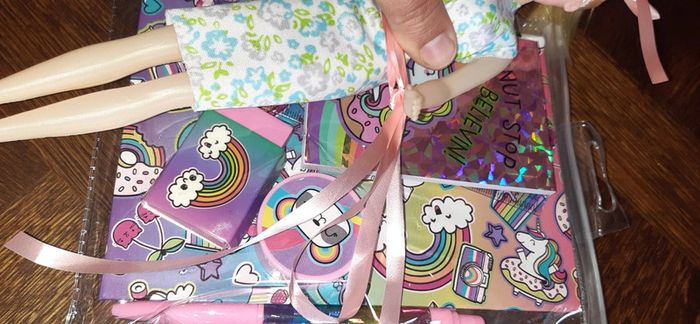 Lot licorne avec une poupée - photo numéro 2