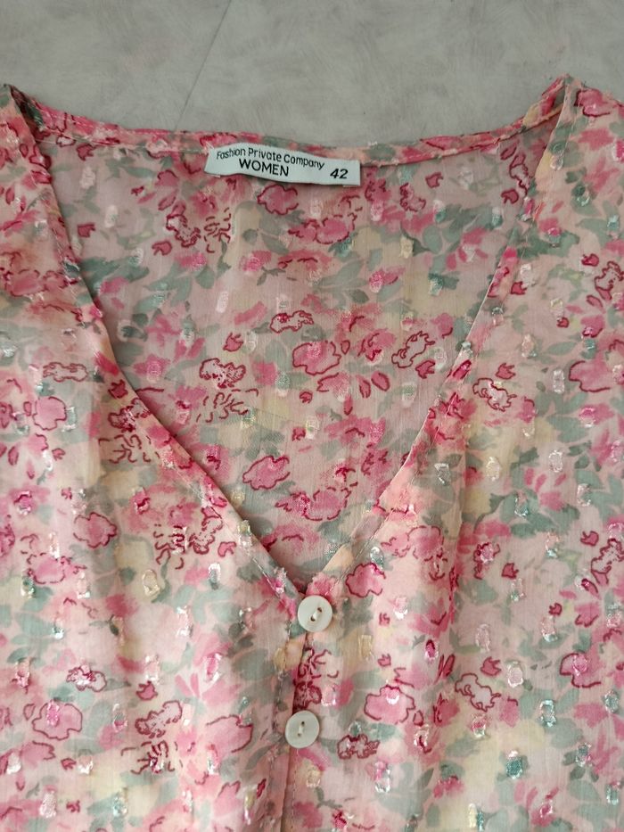 Chemise T 42 - photo numéro 2