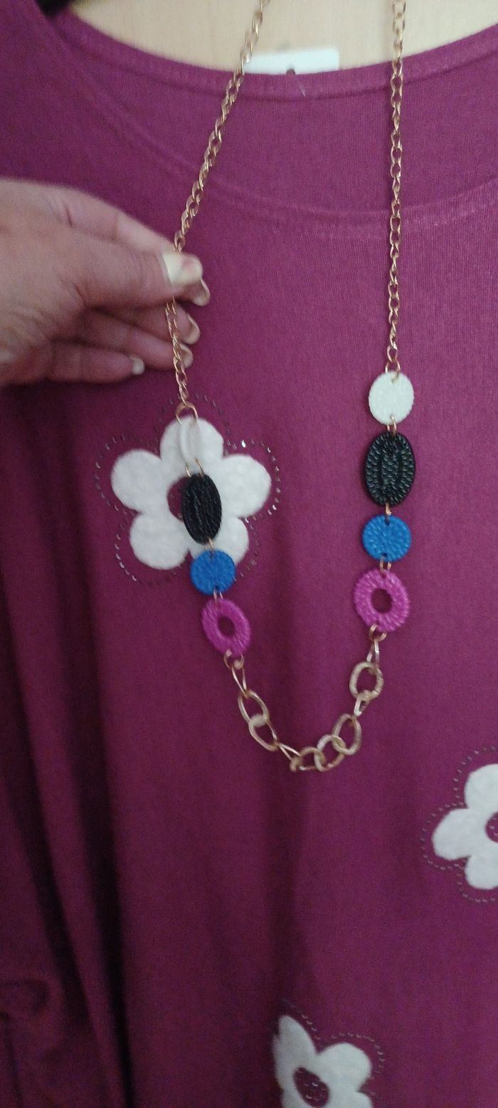 Très joli pull oversieze avec des fleurs femme T U - photo numéro 8