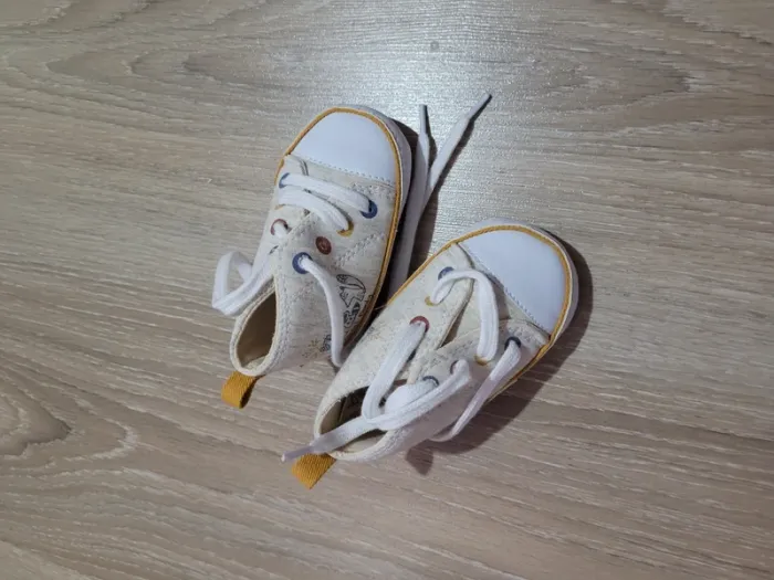 Chaussures bébé - Taille 18