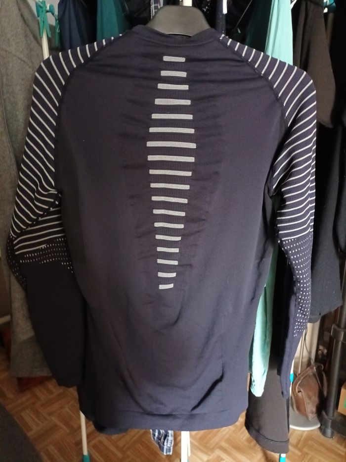 Polo Décathlon Wedze XL - photo numéro 4