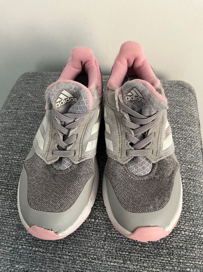 Baskets Adidas Pour Filles taille 31 1/3 - photo numéro 5