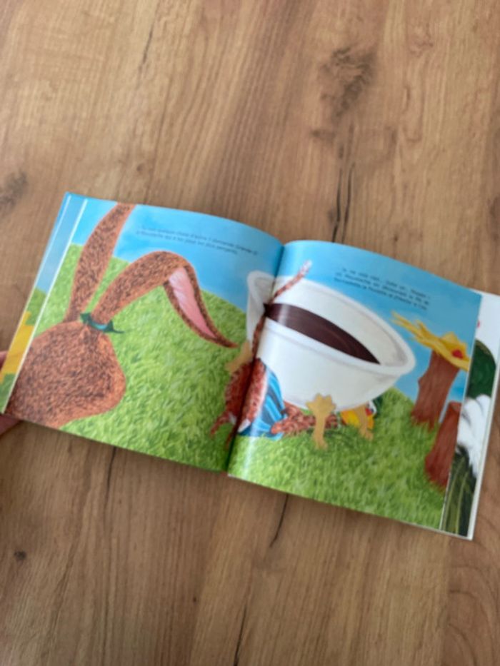 Livre enfant enquêtes à la ferme - photo numéro 3