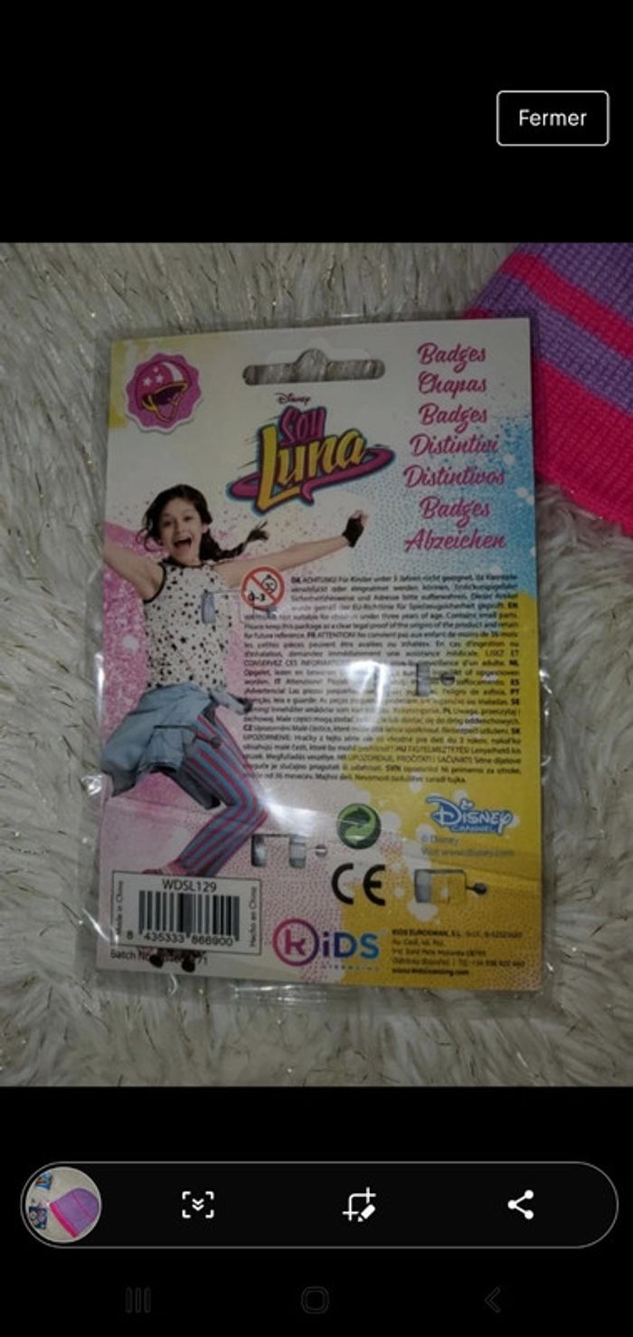 bonnet neuf, badge neuf et tasse - photo numéro 3