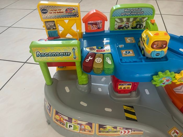 Tut Tut Bolides garage interactif - photo numéro 5