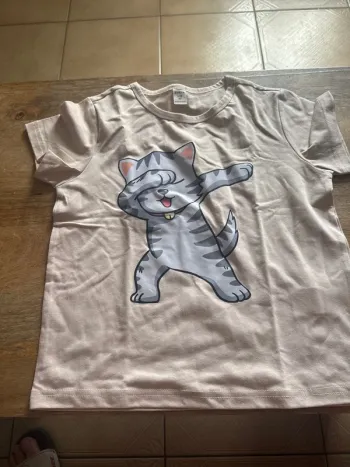 T-shirt chat