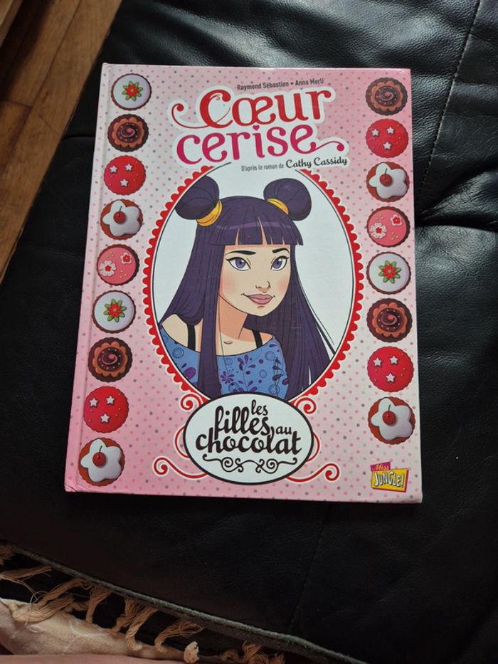 bande dessinée coeur cerise de Cathy Cassidy - photo numéro 5