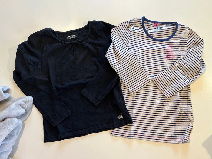 Lot 2 tee shirts fille 8 ans orchestra - photo numéro 1