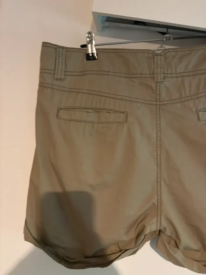 Short beige H&M L.O.G.G. en coton - Taille 44 - photo numéro 5
