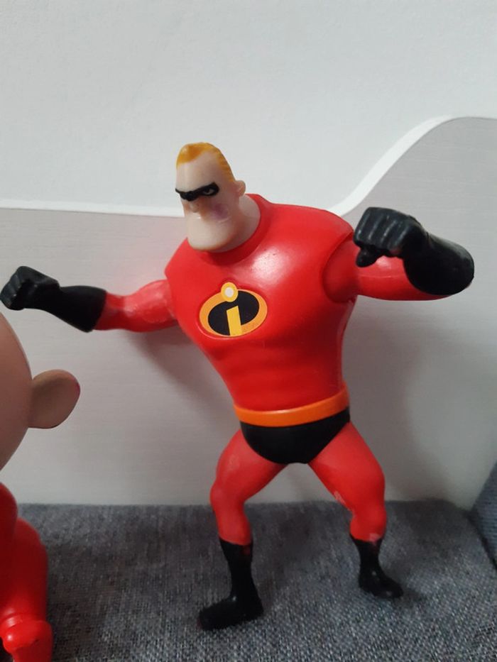 Lot de 2 figurines Disney / Pixar McDonald's Les Indestructibles - photo numéro 3