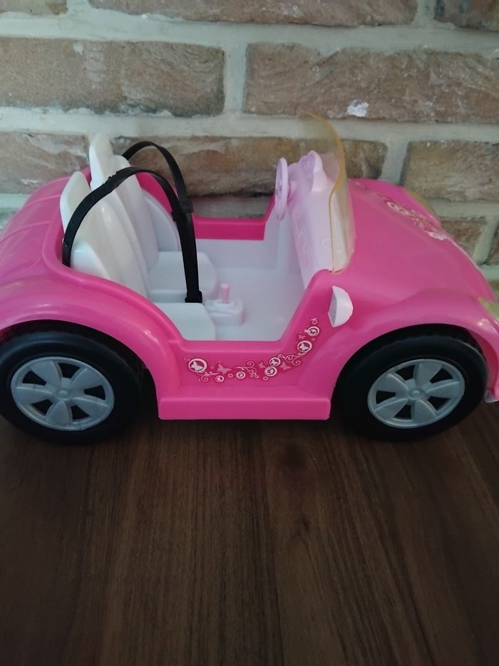 Voiture pour Barbie Steffi - photo numéro 3