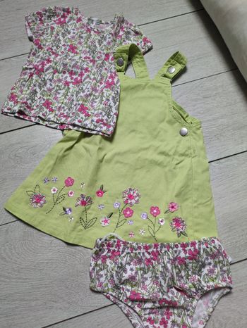 Ensemble robe et t shirt