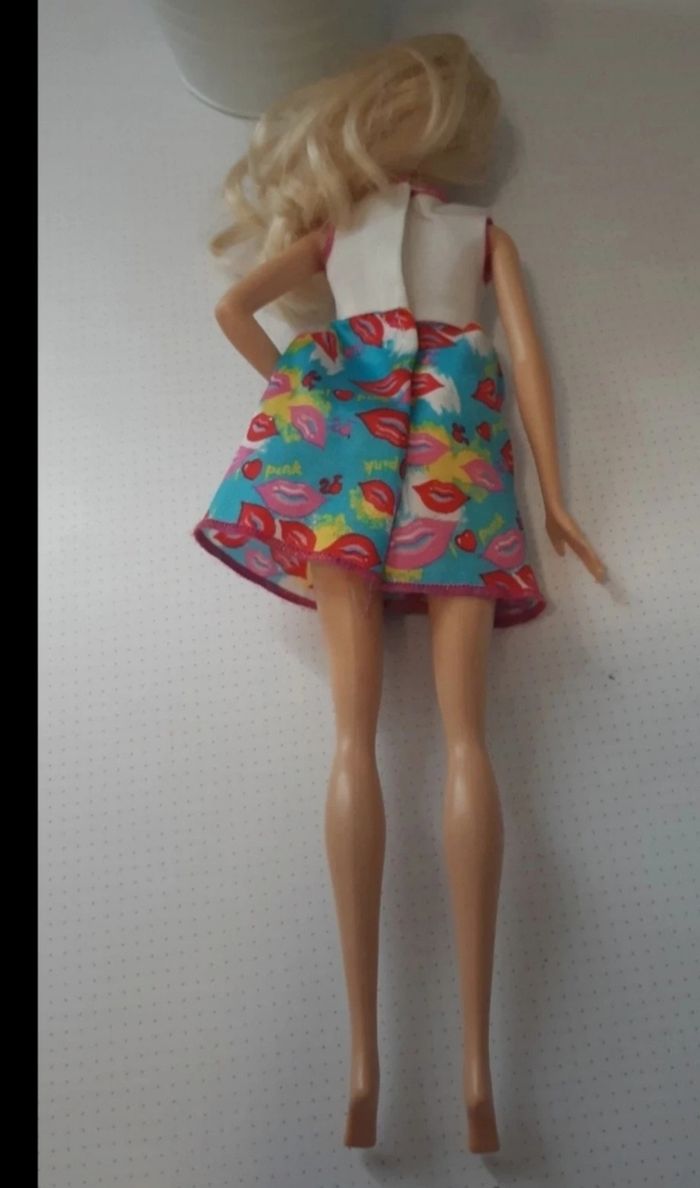 Poupée barbie Mattel 2013 - photo numéro 4