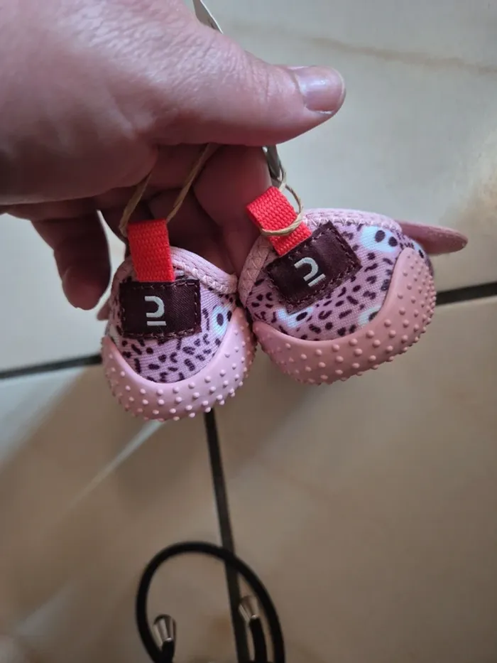 Chaussons antidérapant et respirant à scratch - photo numéro 5