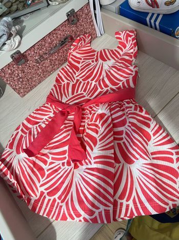 Robe Okaibi taille 4 ans