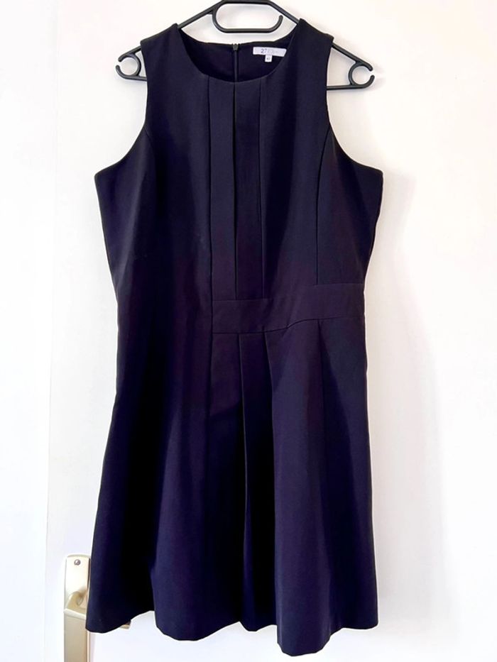 Robe noire taille 42