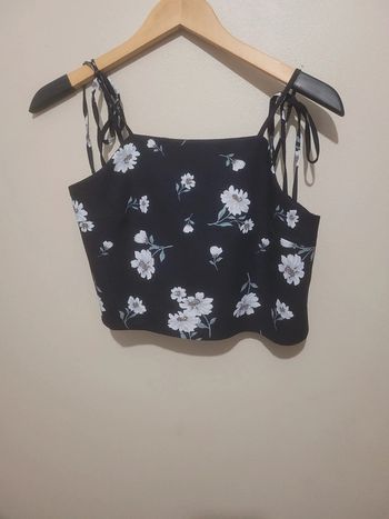 Croc top fleuri Taille 34