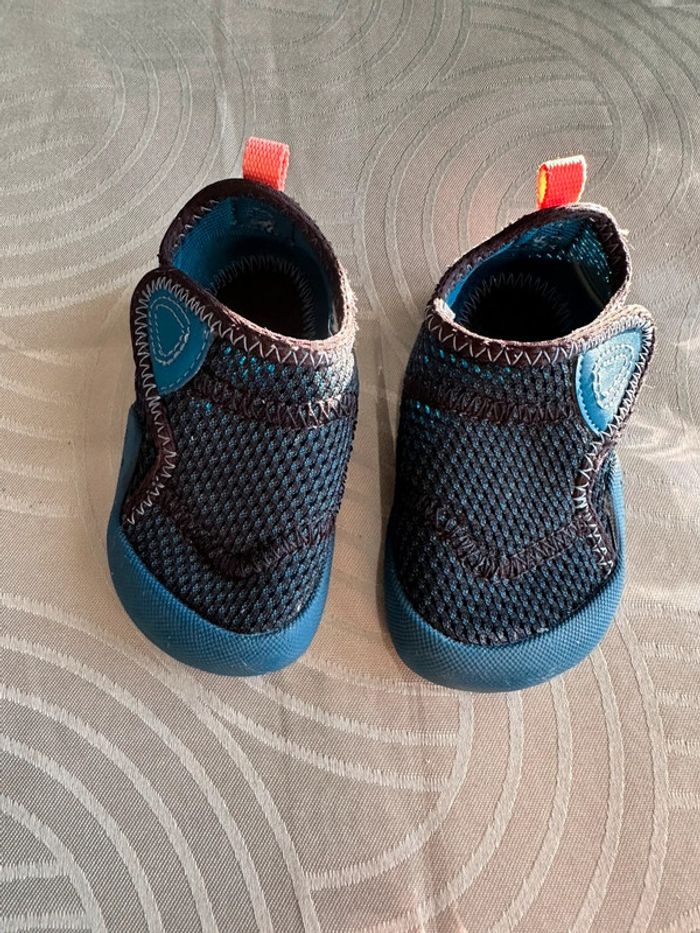 Chaussons antidérapants et respirants enfant - bleu décathlon taille 21